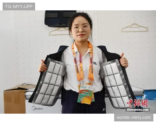 一家体育科技公司发布新型训练背心，可实时监测球员跑位与接应角度